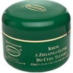 Maybelline New York Green Edition Vinyl Ink tonujący balsam nawilżający do ust 02 Bonfire 1,7 g